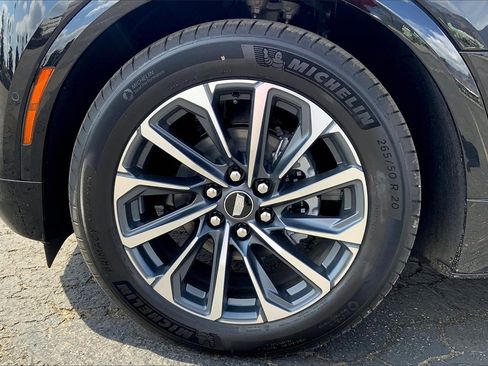 New 2026 Cadillac Lyriq Sport image 13