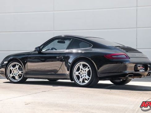 Used 2005 Porsche 911 Carrera image 3