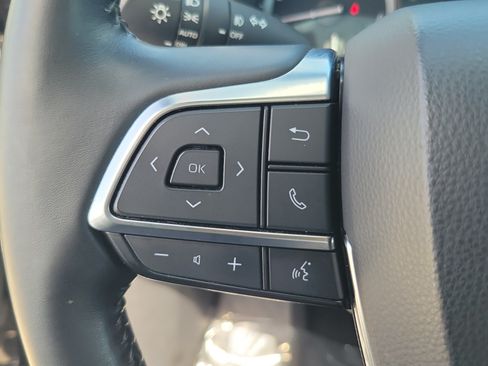 Used 2021 Toyota Highlander XSE FWD image 23