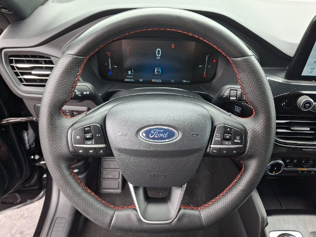 Used 2025 Ford Escape ST-Line Select AWD/4WD image 21