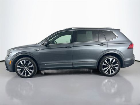 Used 2021 Volkswagen Tiguan SEL Premium R-Line image 3