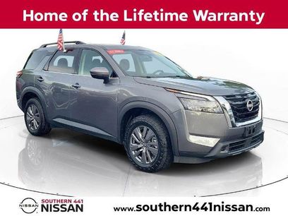 Certified 2024 Nissan Pathfinder SV