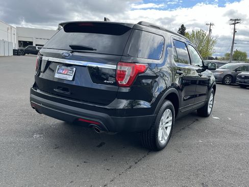 Used 2017 Ford Explorer 4WD image 5