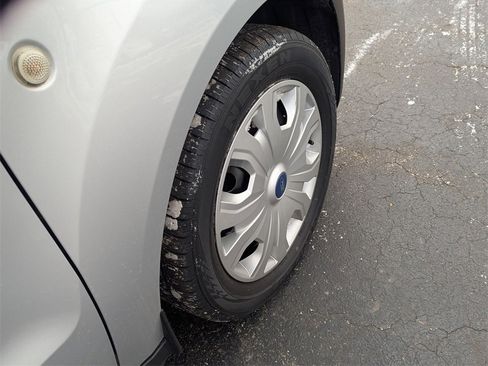 Used 2020 Ford Transit Connect XL image 27