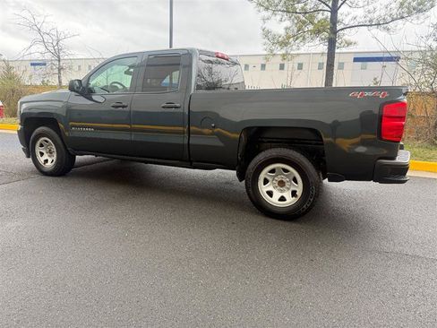 Used 2017 Chevrolet Silverado 1500 W/T w/ WT Convenience Package AWD/4WD image 8