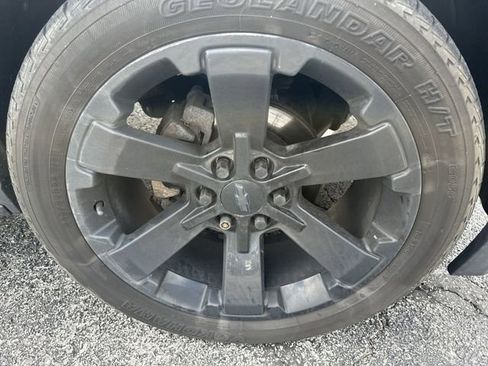 Used 2018 Chevrolet Tahoe Premier AWD/4WD image 21