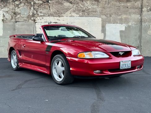 Used 1998 Ford Mustang GT RWD image 7