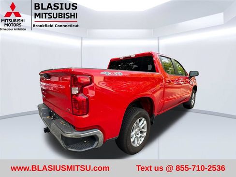 Used 2024 Chevrolet Silverado 1500 LT AWD/4WD image 8