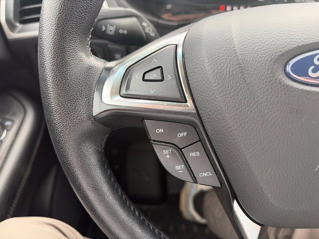 Used 2024 Ford Edge SEL AWD/4WD image 10