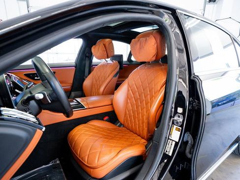 Used 2023 Mercedes-Benz S 580 4MATIC Sedan w/ Warmth & Comfort Package image 37