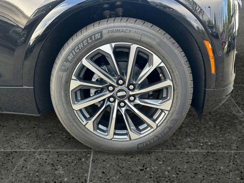 New 2026 Cadillac Lyriq Sport image 9