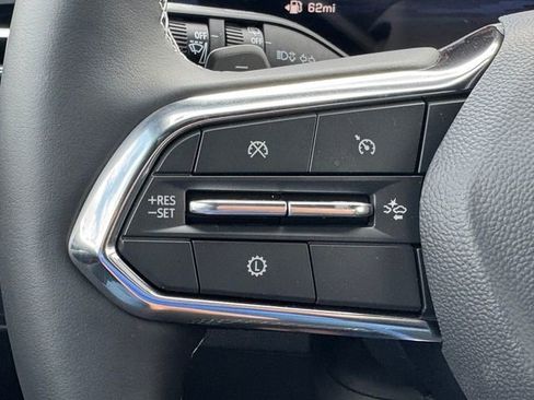 New 2026 Chevrolet Traverse LT w/ Driver Confidence Package FWD image 18
