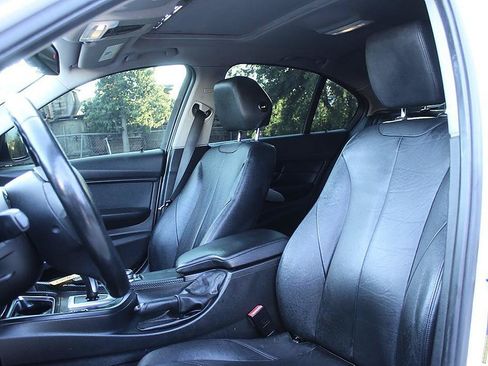 Used 2012 BMW 328i Sedan RWD image 9