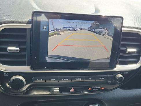 Used 2026 Hyundai Venue SE FWD image 10