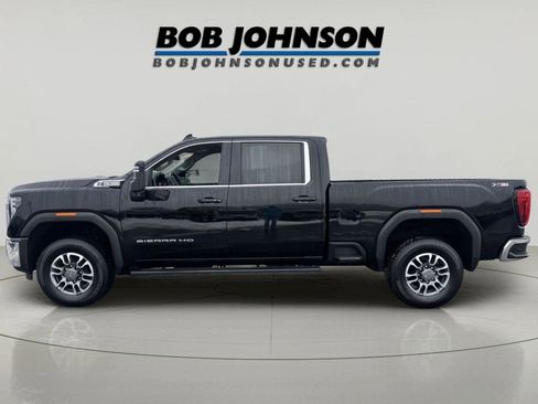 Used 2024 GMC Sierra 2500 SLE w/ SLE Value Package; image 4