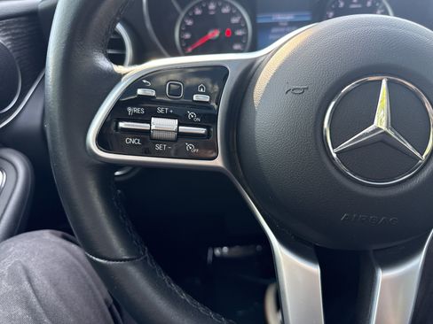 Used 2022 Mercedes-Benz GLC 300 image 19