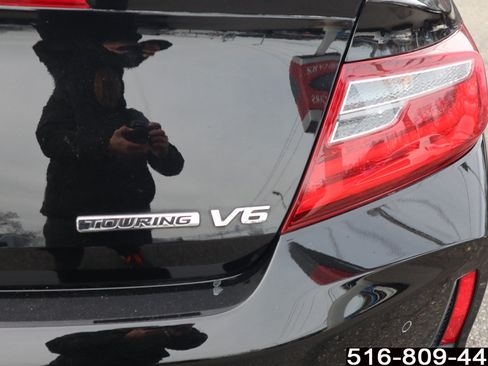 Used 2017 Honda Accord Touring image 28
