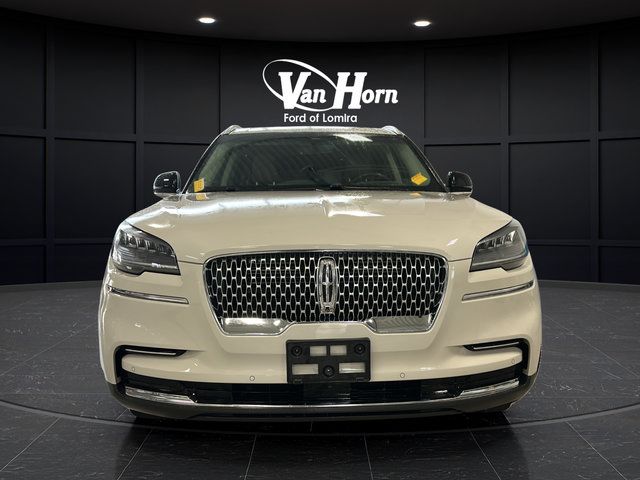 Used 2023 Lincoln Aviator Reserve w/ Equipment Group 201A AWD/4WD image 2