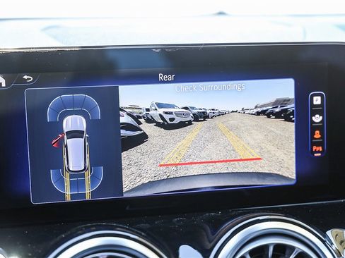 New 2024 Mercedes-Benz EQB 300 4MATIC image 29