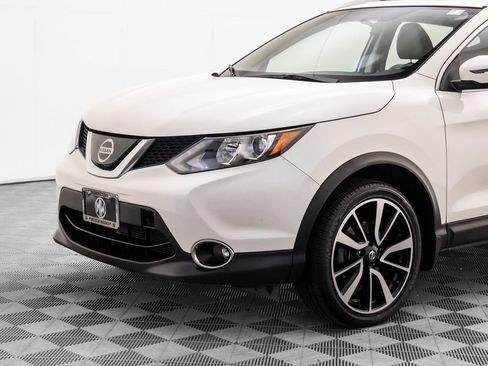Used 2018 Nissan Rogue Sport SL image 33