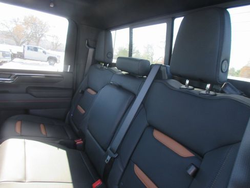 New 2026 GMC Sierra 2500 AT4 w/ AT4 Premium Plus Package image 15