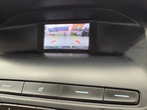 Used 2018 Ford Focus SE w/ Cold Weather Package image 19