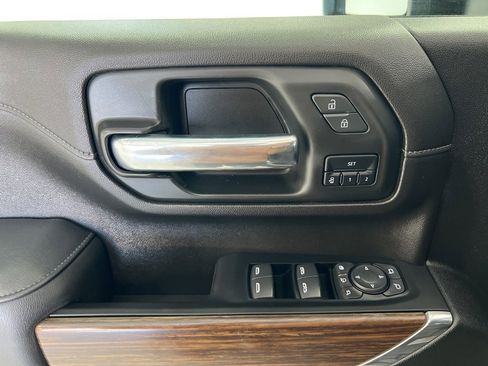 Used 2023 Chevrolet Silverado 2500 High Country w/ Technology Package image 22