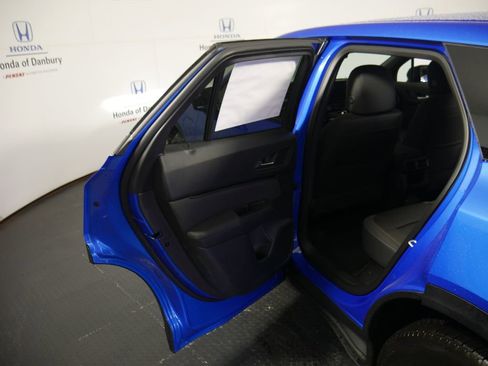 New 2025 Honda Prologue EX image 9