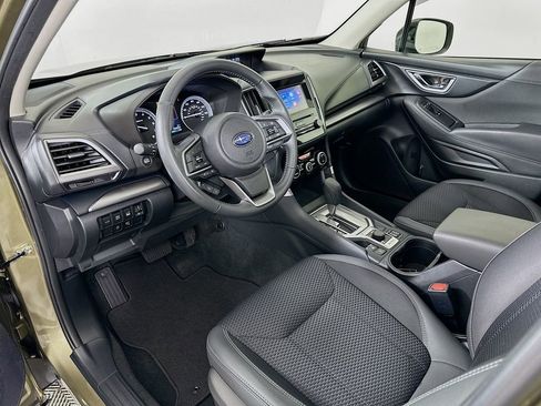 Used 2022 Subaru Forester Premium AWD/4WD image 9
