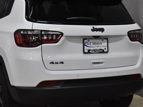 New 2026 Jeep Compass Limited image 9