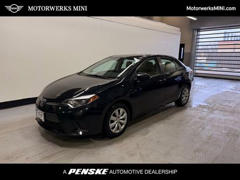 Used 2015 Toyota Corolla LE image 1