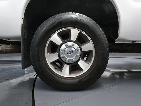 Used 2015 Ford F350 Lariat w/ Camper Package AWD/4WD image 15