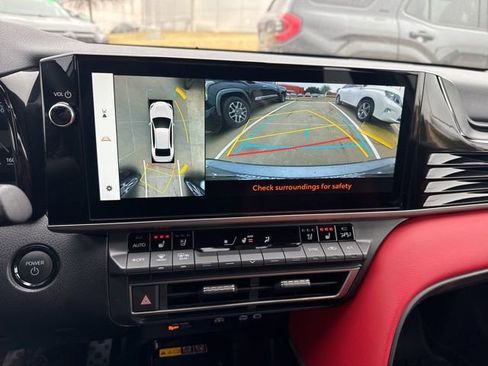 Used 2025 Toyota Camry XSE image 16