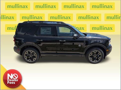 New 2026 Ford Bronco Sport Outer Banks w/ Outer Banks Tech Package+ AWD/4WD image 2