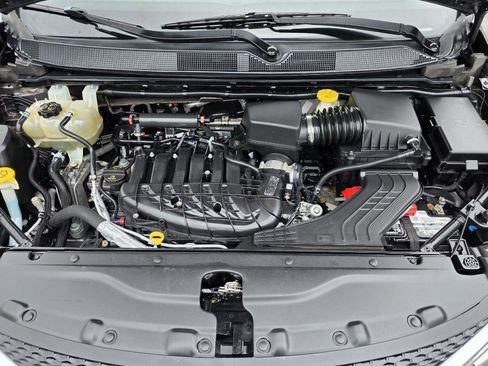 Used 2017 Chrysler Pacifica Limited w/ UConnect Theater Package image 44