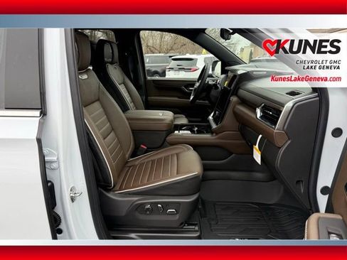 New 2026 GMC Yukon XL Denali Ultimate w/ LPO, Floor Liner Package image 22