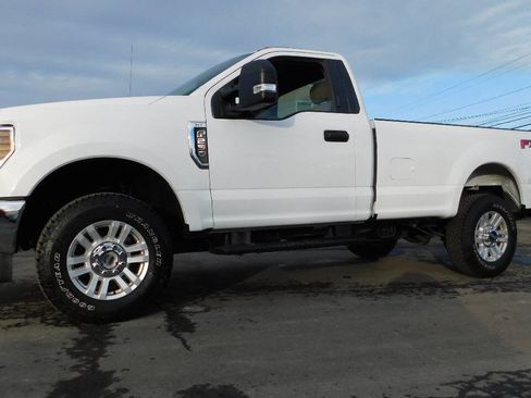 Used 2019 Ford F250 XLT w/ XLT Value Package image 40