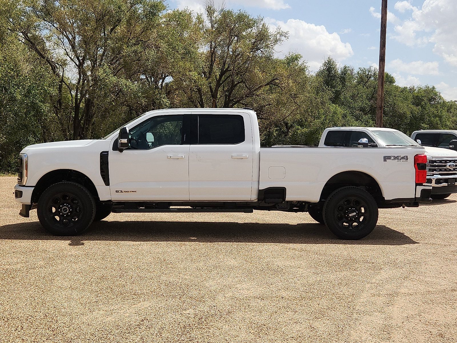 New 2026 Ford F350 Lariat w/ Black Appearance Package AWD/4WD image 2