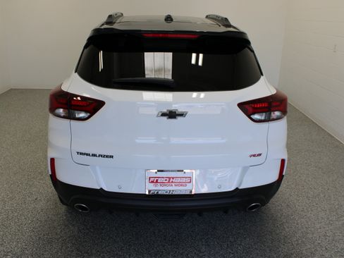 Used 2023 Chevrolet TrailBlazer RS w/ Convenience Package FWD image 8