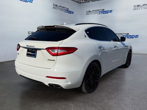 Used 2018 Maserati Levante S GranSport AWD/4WD image 5