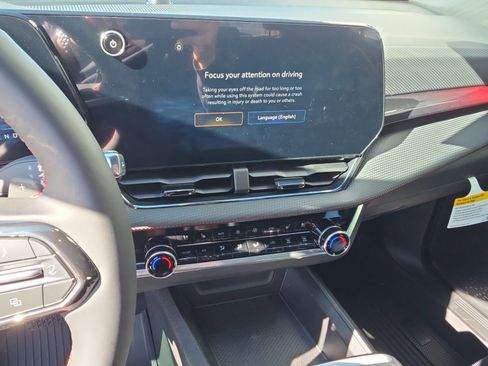 New 2026 Chevrolet Equinox RS w/ Convenience Package III image 26