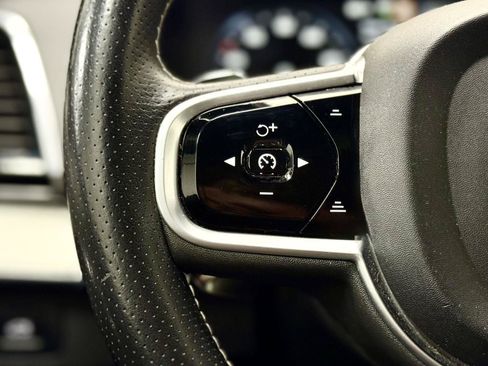 Used 2019 Volvo XC90 T6 R-Design w/ Advanced Package AWD/4WD image 20