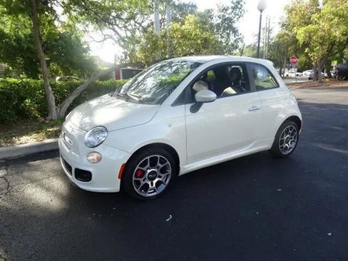 Used 2013 FIAT 500 Sport w/ Comfort/Convenience Group image 2