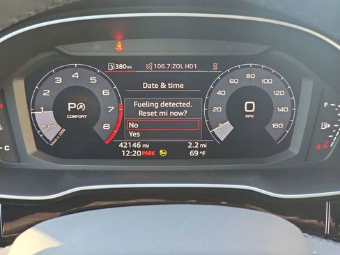 Certified 2023 Audi Q3 2.0T Premium w/ Black Optic Sport Package image 16