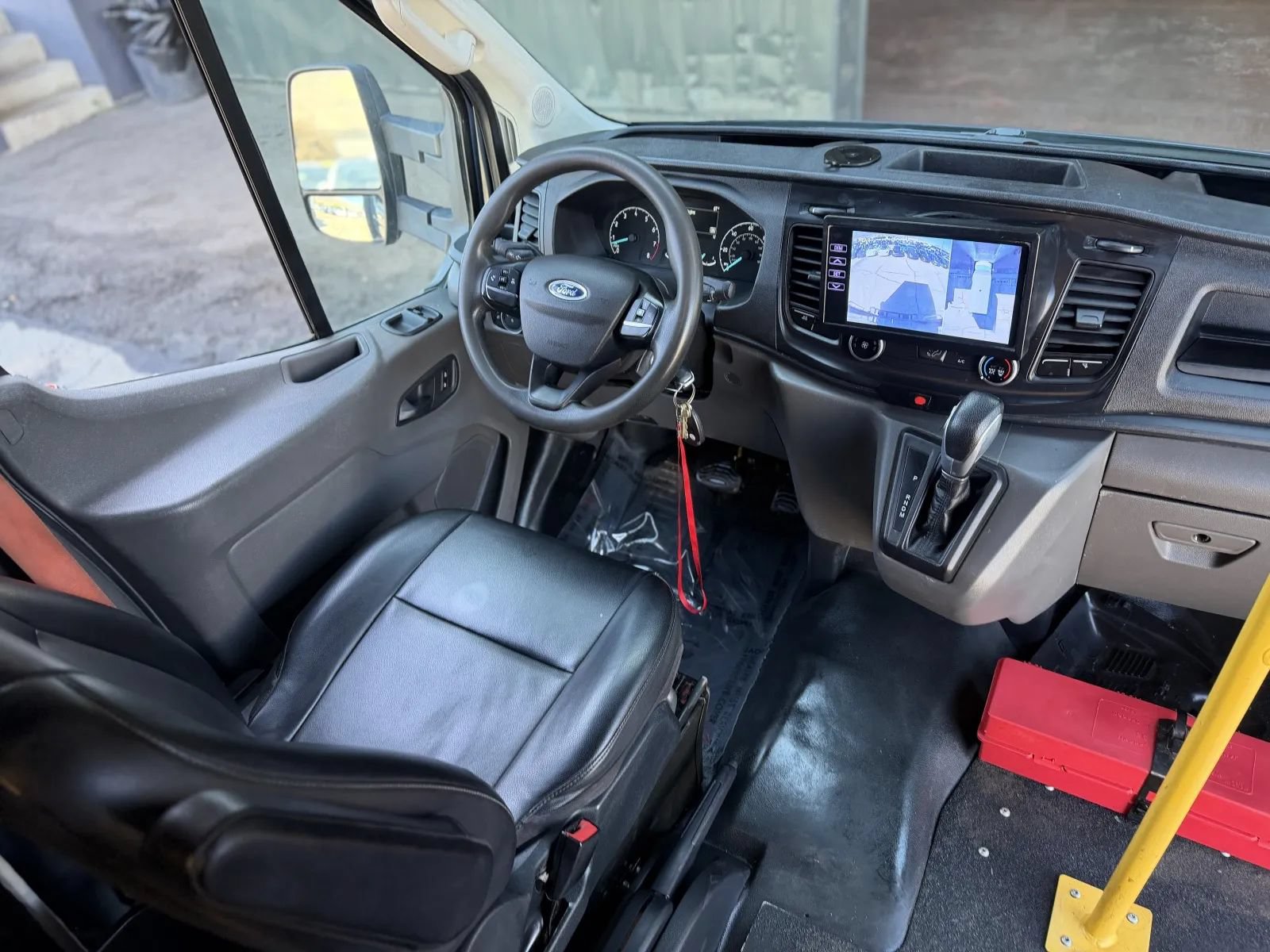 Used 2021 Ford Transit 350 DRW RWD image 15