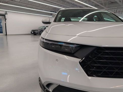 New 2025 Honda Accord Touring image 28