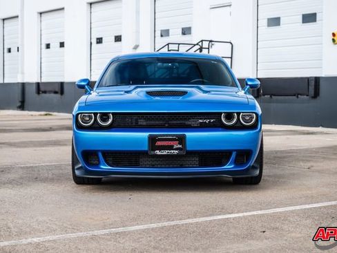 Used 2015 Dodge Challenger SRT Hellcat image 15