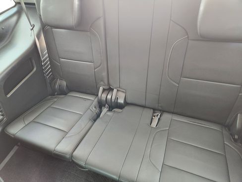 Used 2019 Chevrolet Tahoe LT image 37