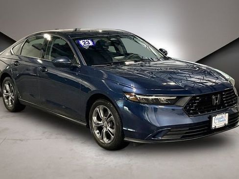 Used 2023 Honda Accord EX image 3