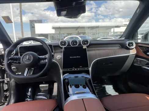 New 2026 Mercedes-Benz GLC 300 4MATIC image 12